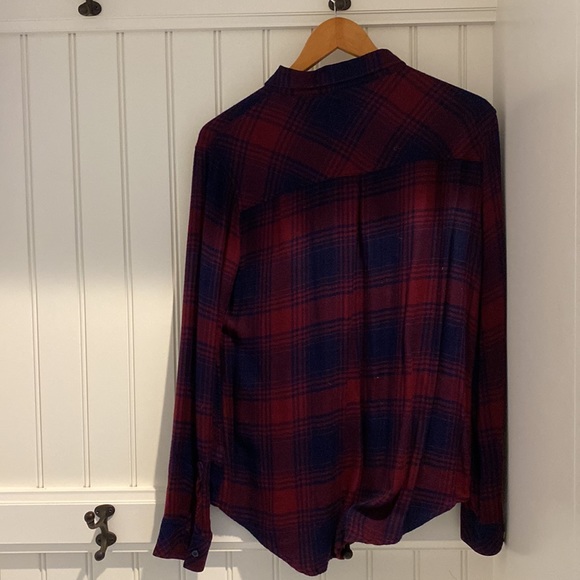 Soft Rails flannel, super cute, perfect for the fall. All occasion wear! - Picture 2 of 2